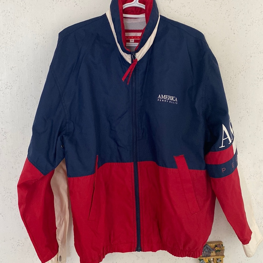 Vintage 90’s Perry Ellis America wind breaker